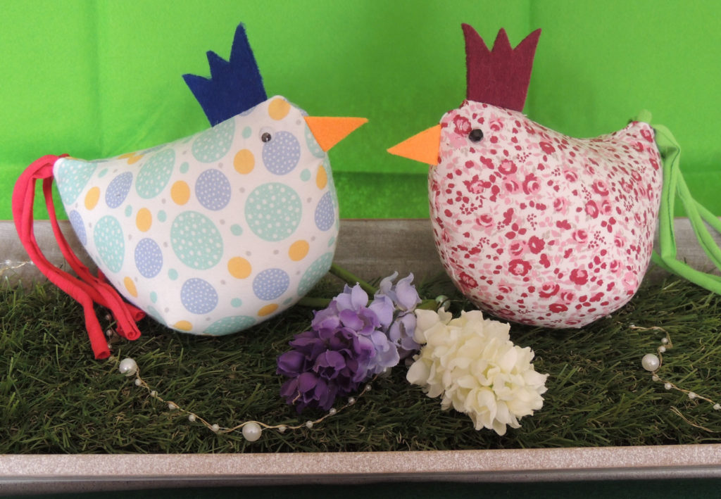 Stoffhuhn mit Punkten / Stoffhuhn mit Blümchen