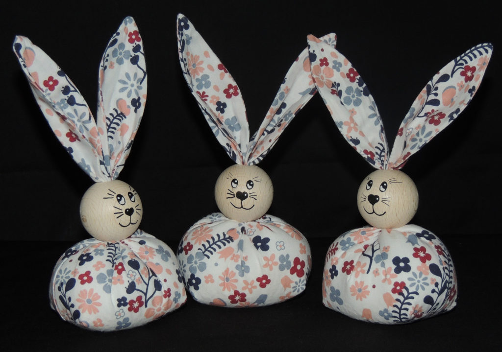 Stoffhasen mit Blümchen