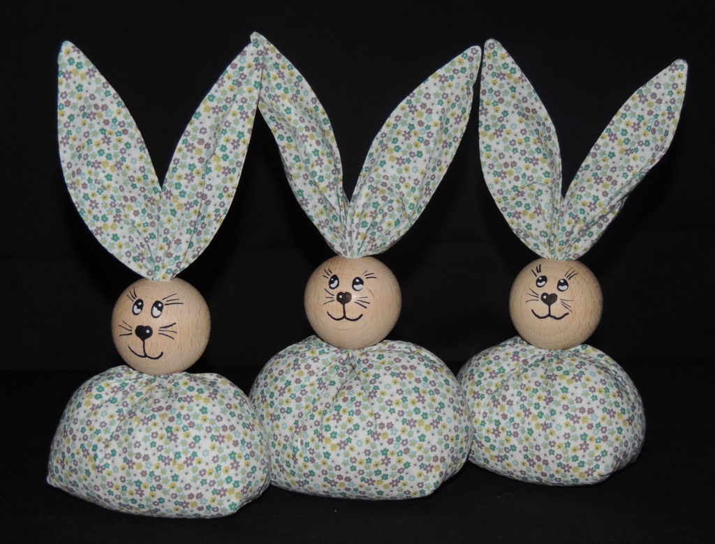 Stoffhasen mit Blümchen